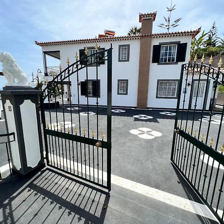 Comfortable 2-Bedroom Apartment For Relaxing Stays Funchal  Kültér fotó