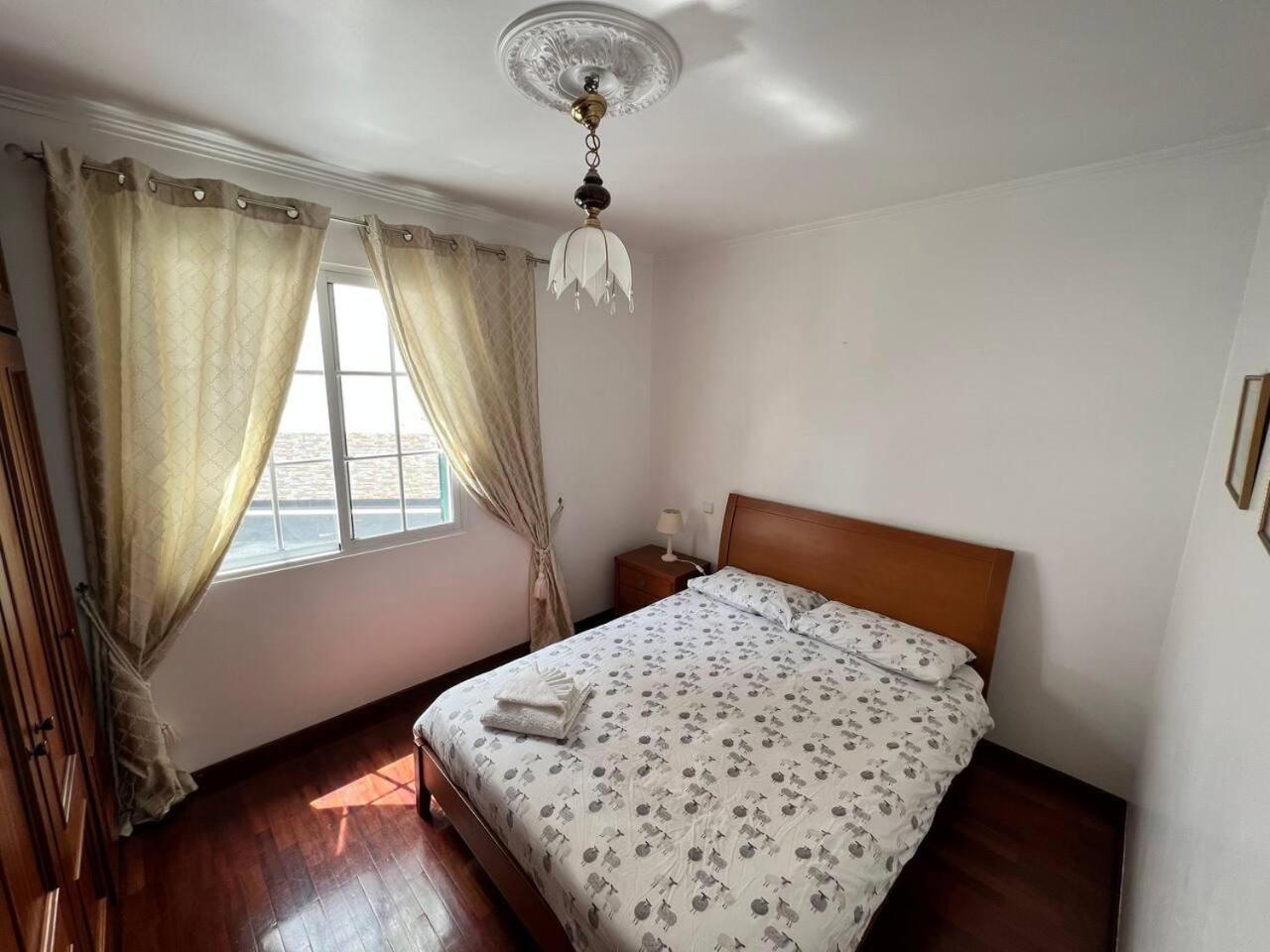 Comfortable 2-Bedroom Apartment For Relaxing Stays Funchal  Kültér fotó